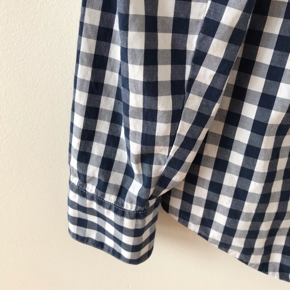 Vineyard Vines white and blue checkered top - Picture 6 of 11